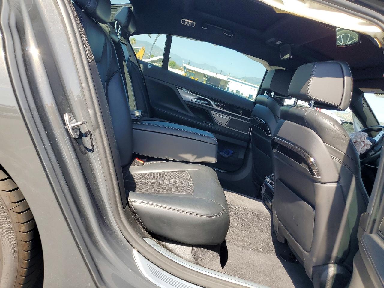 BMW 7 Series I