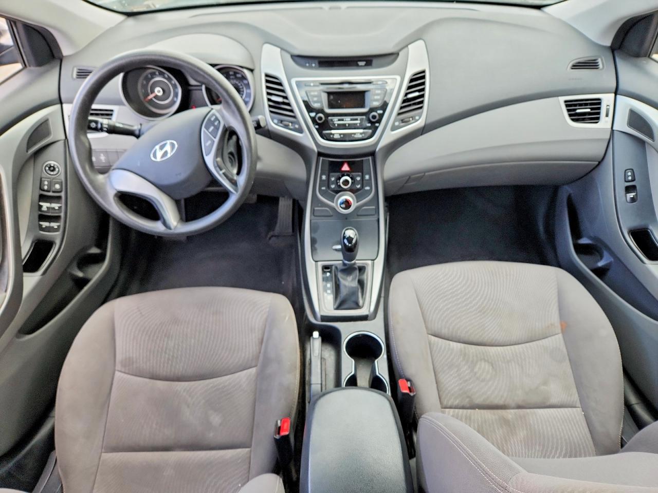 Hyundai ELANTRA Se