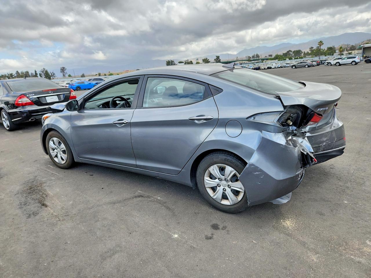 Hyundai ELANTRA Se