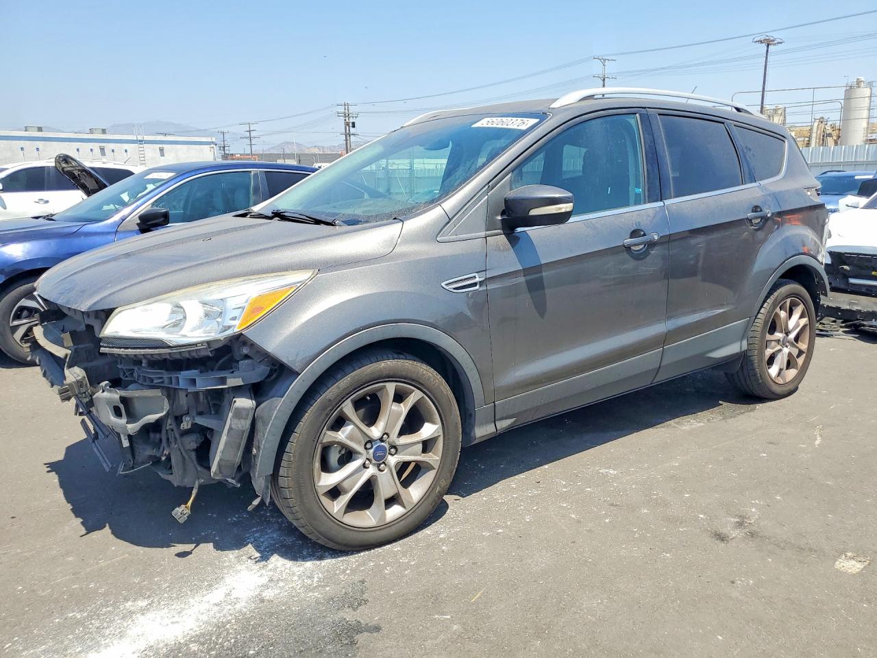 Salvage Ford Escape Image