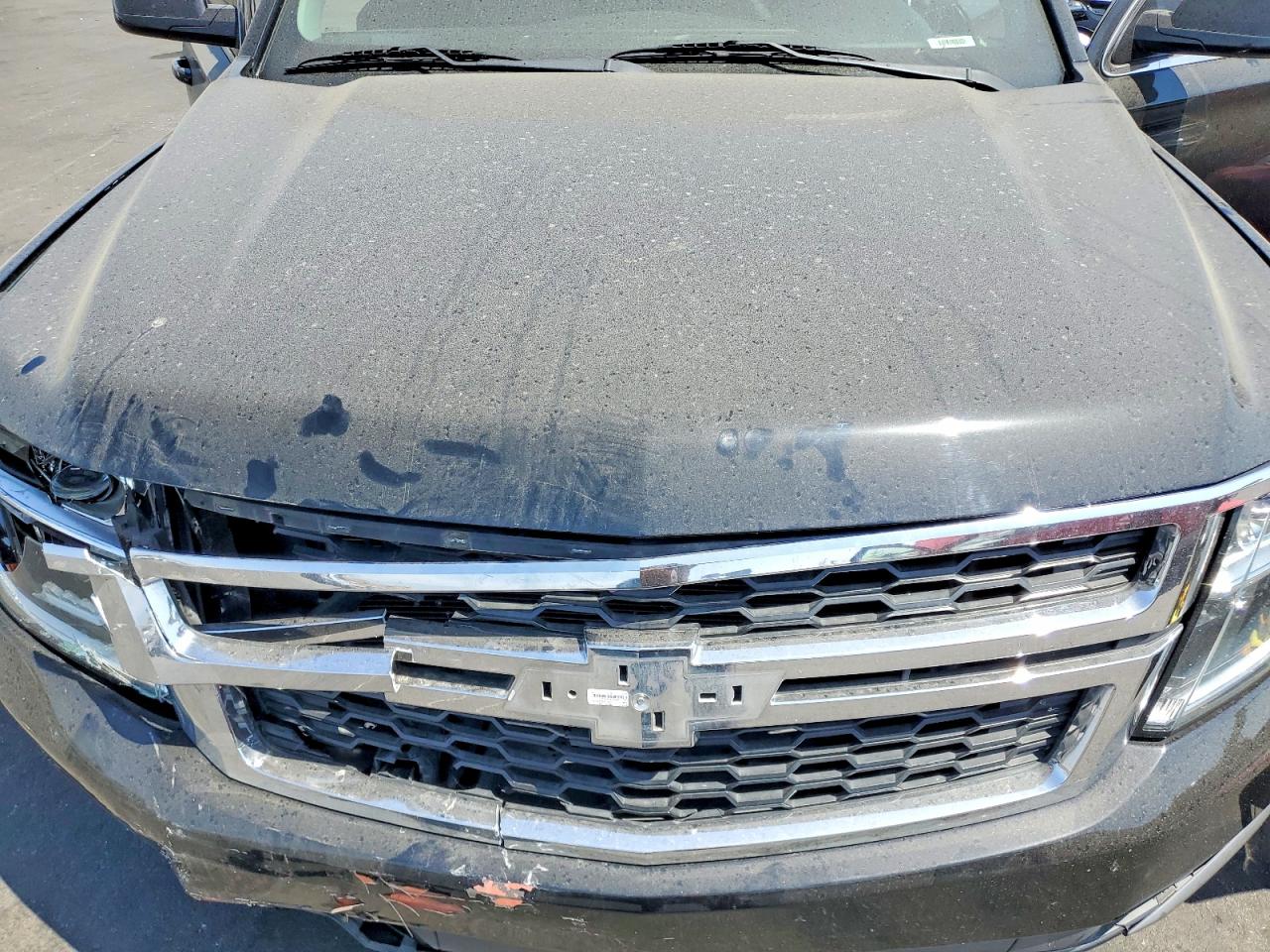 Chevrolet Suburban C1500 Ls