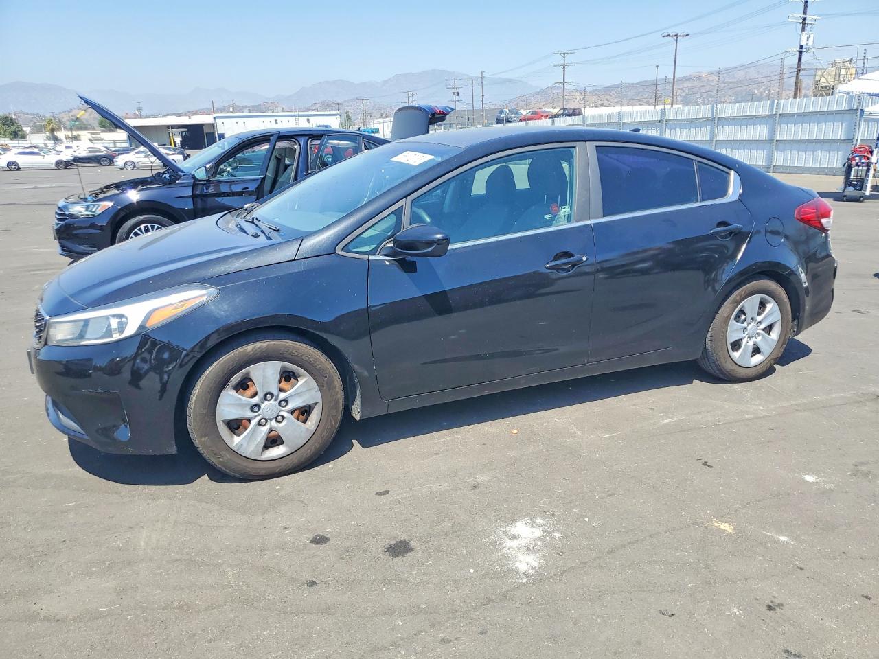 Salvage Kia Forte Image
