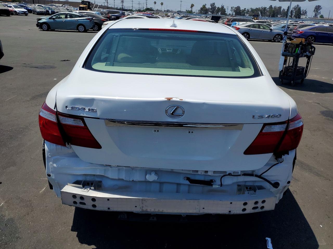Lexus LS 460