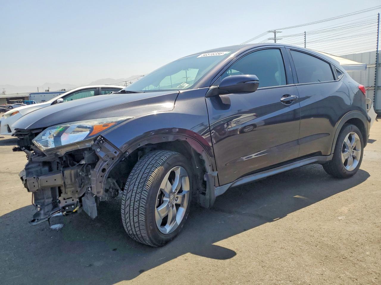 Salvage Honda HR-V Image