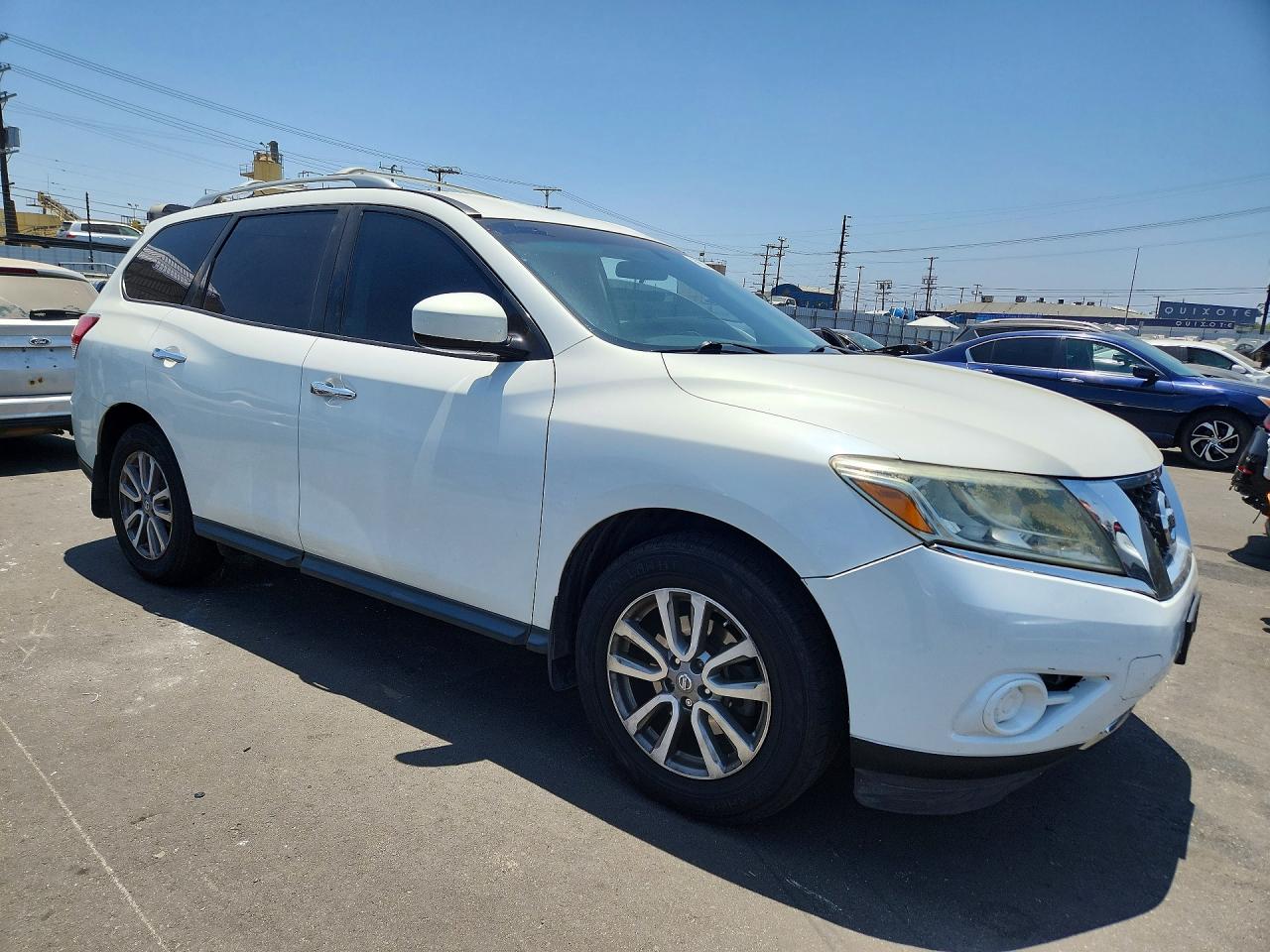 Nissan Pathfinder S