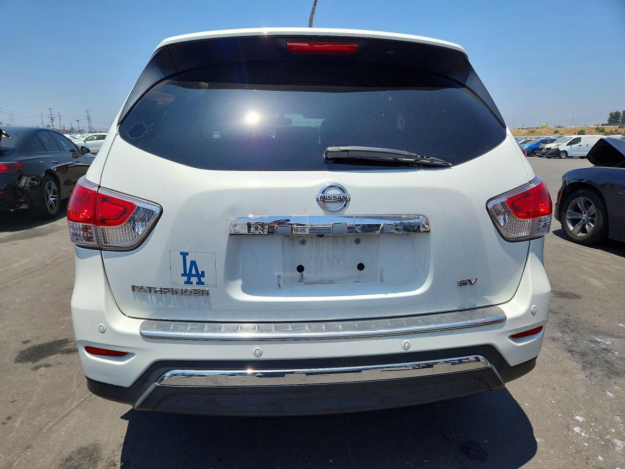 Nissan Pathfinder S