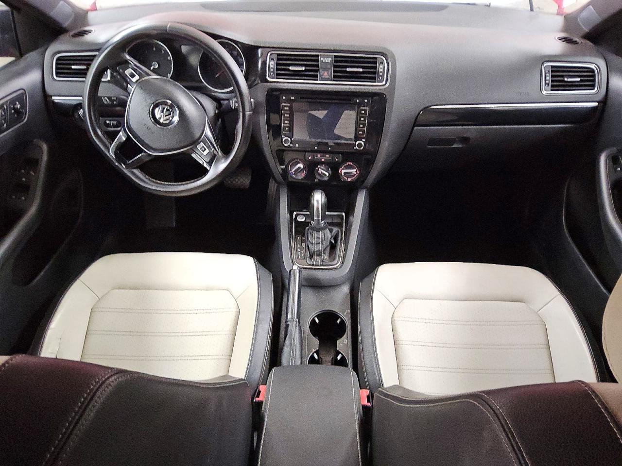 Volkswagen Jetta Se