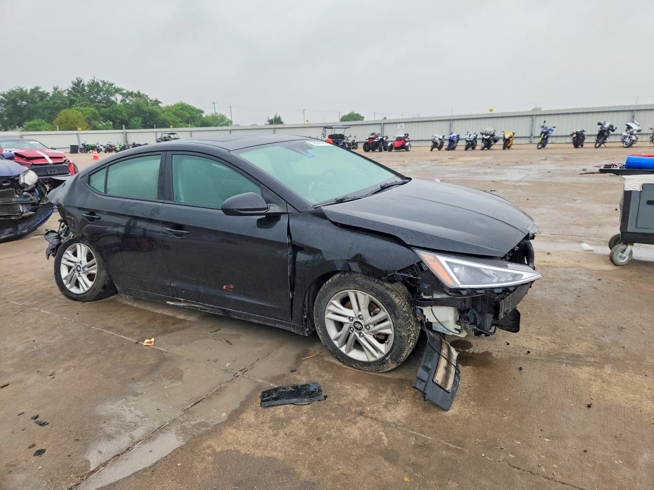 Hyundai ELANTRA Value Edition