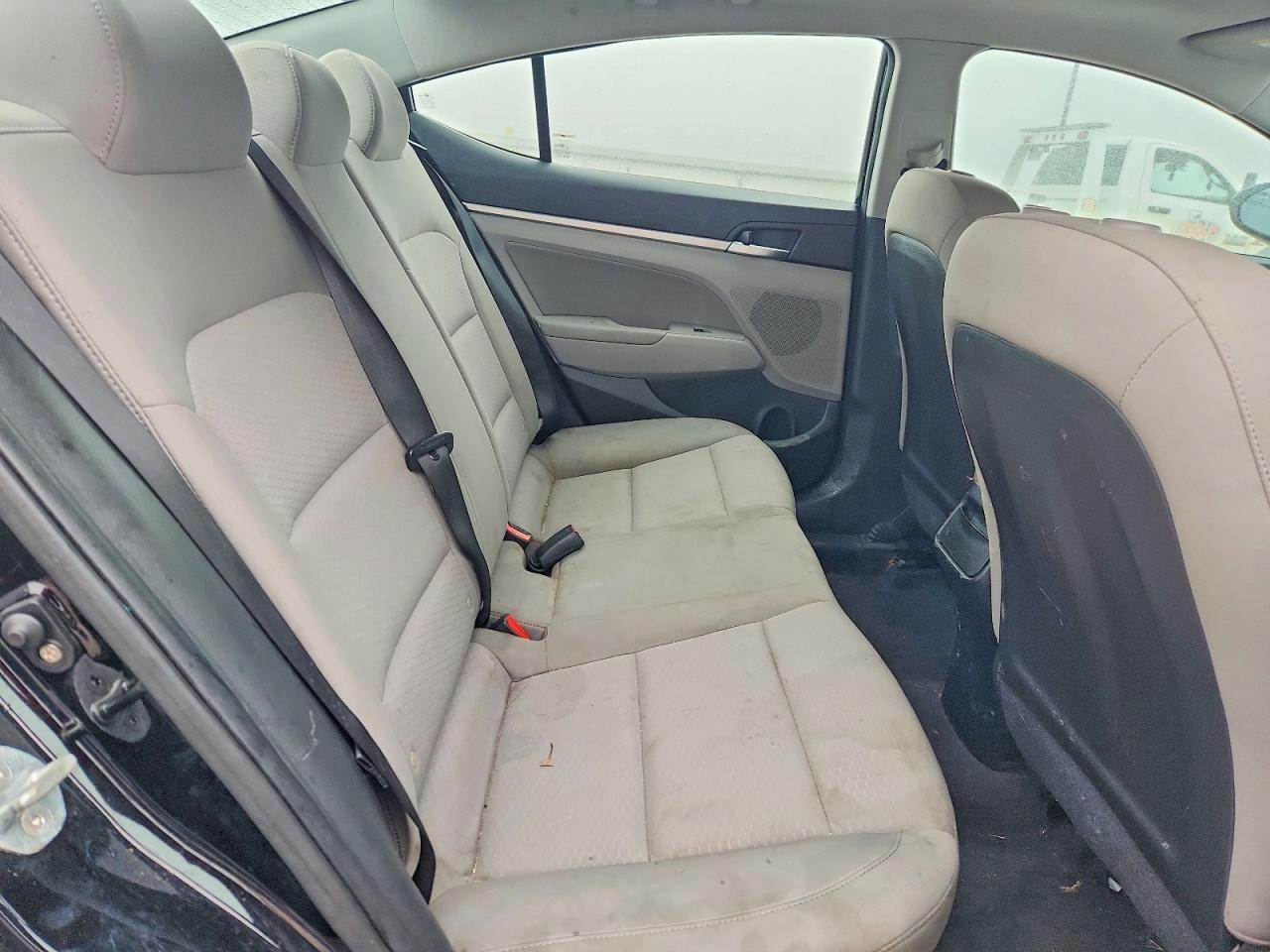 Hyundai ELANTRA Value Edition