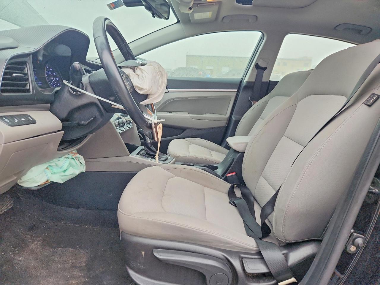 Hyundai ELANTRA Value Edition
