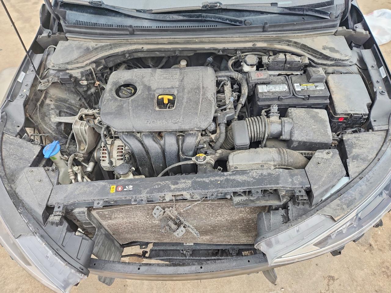 Hyundai ELANTRA Value Edition