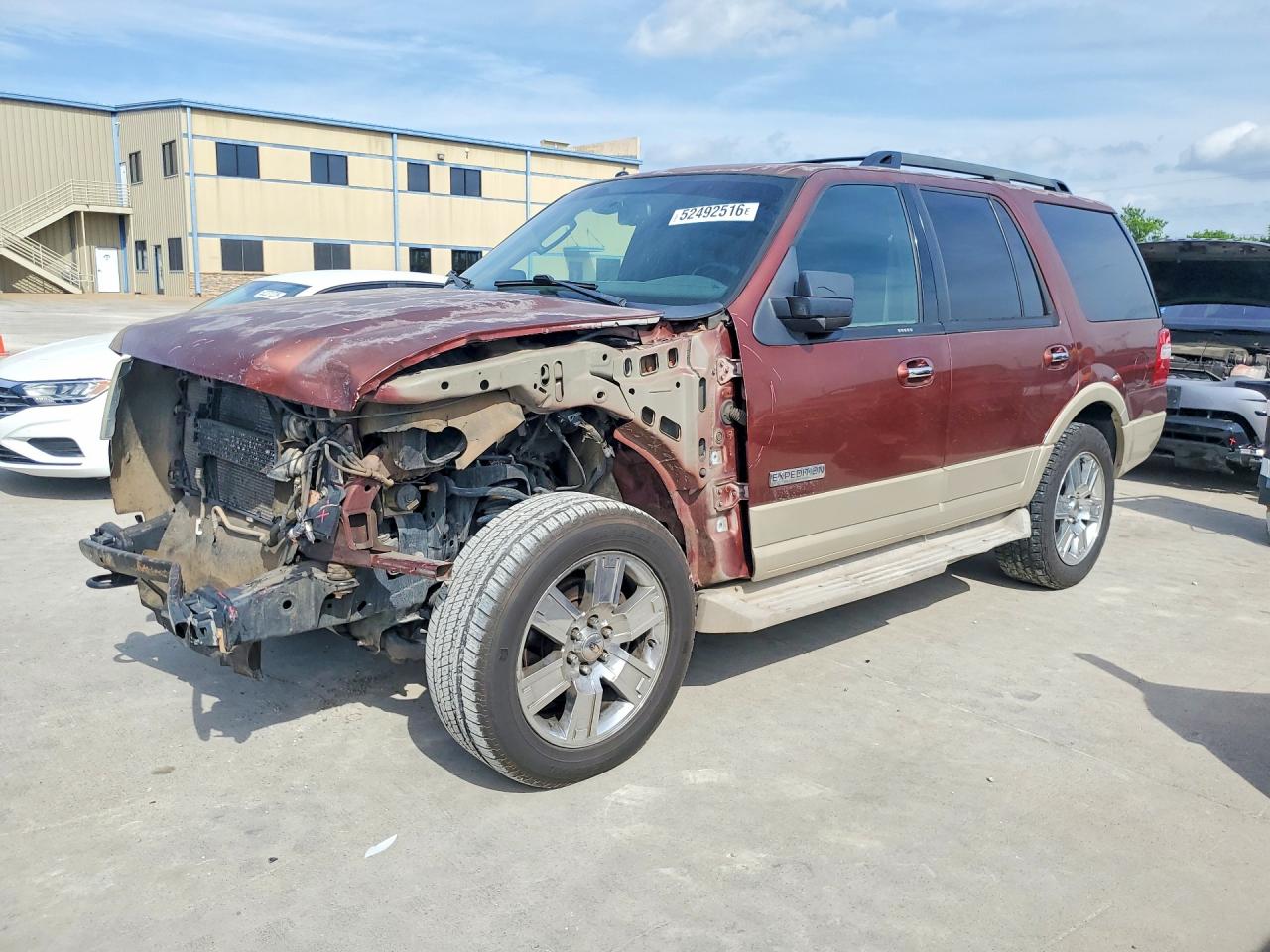 Salvage Ford Expedition Image