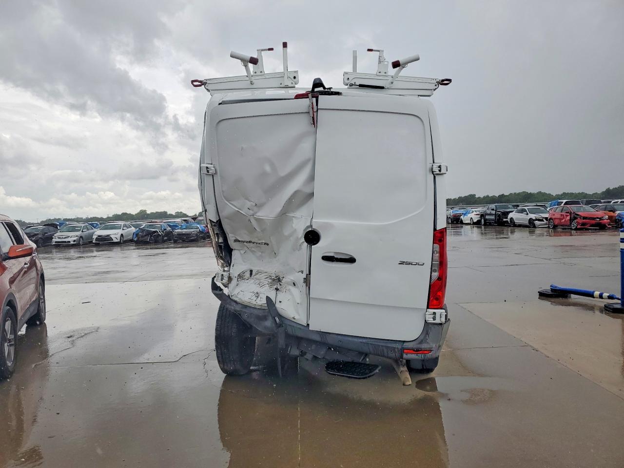 Mercedes-Benz Sprinter 2500