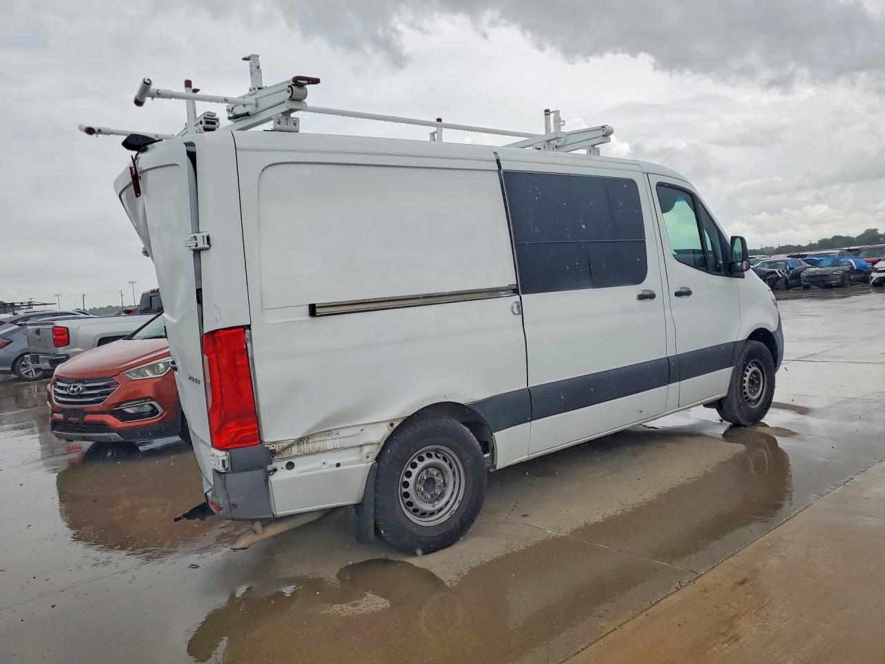 Mercedes-Benz Sprinter 2500