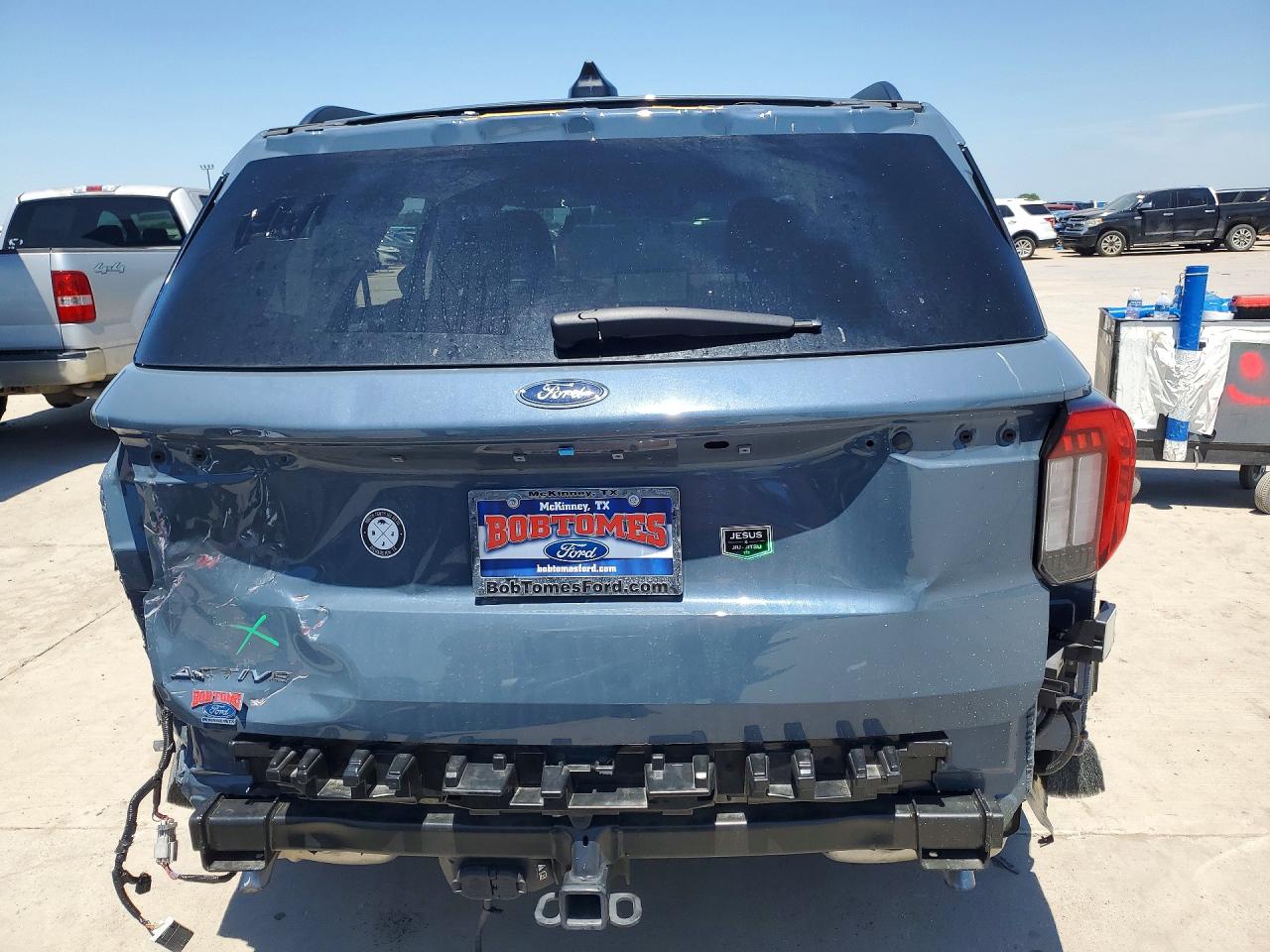 Ford Explorer Active
