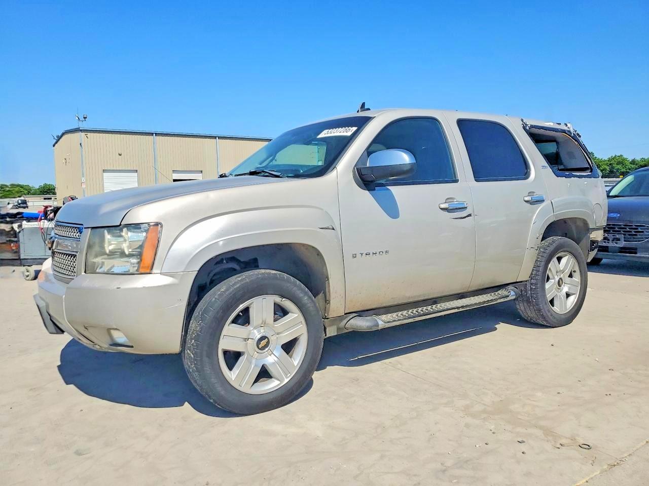 Salvage Chevrolet Tahoe Image