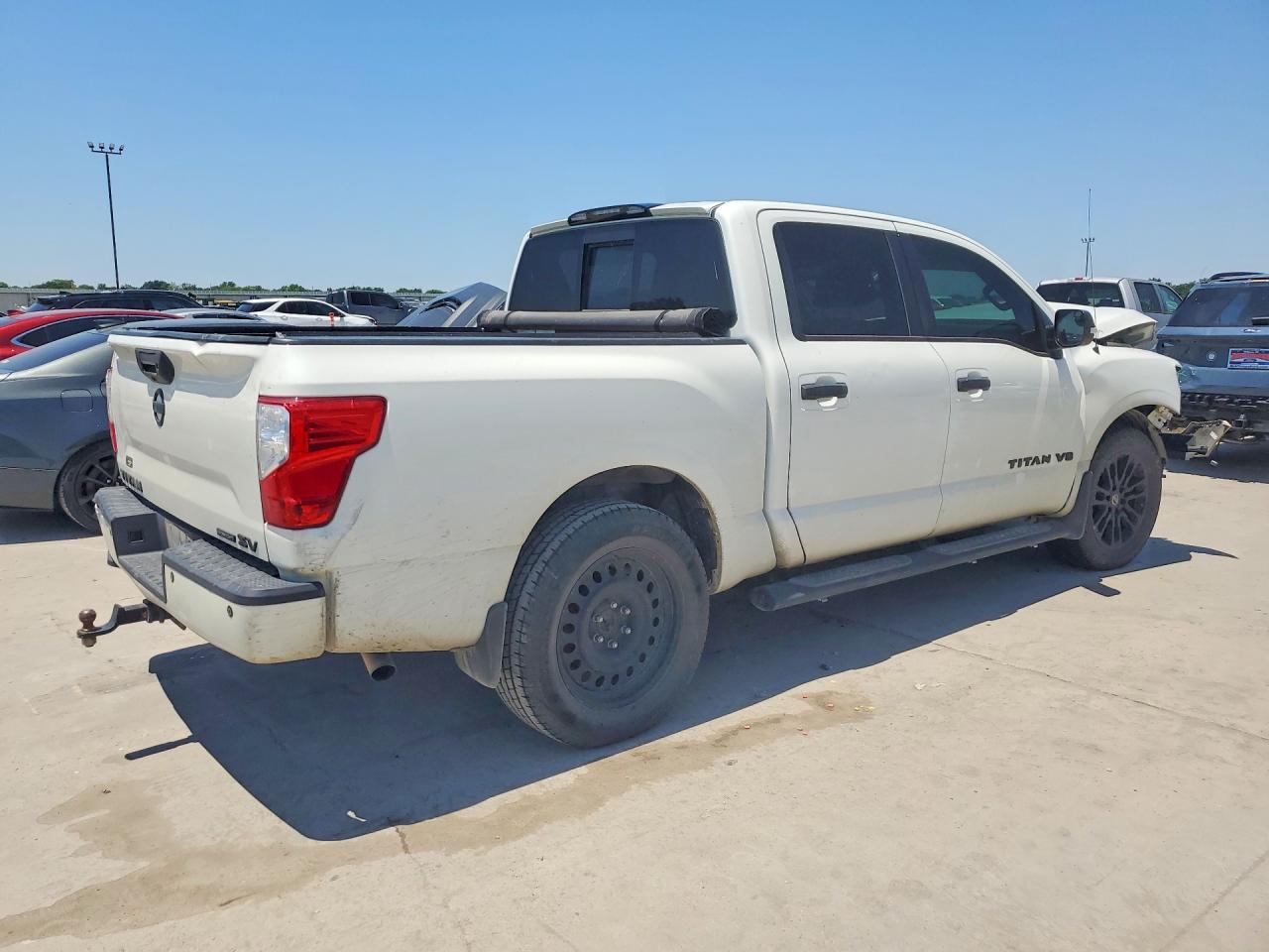 Nissan Titan Sv