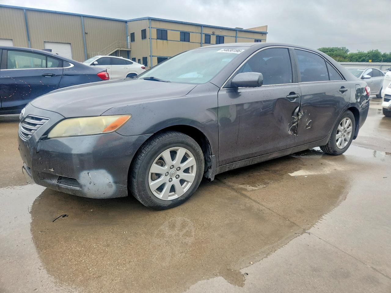 Salvage Toyota Camry Image