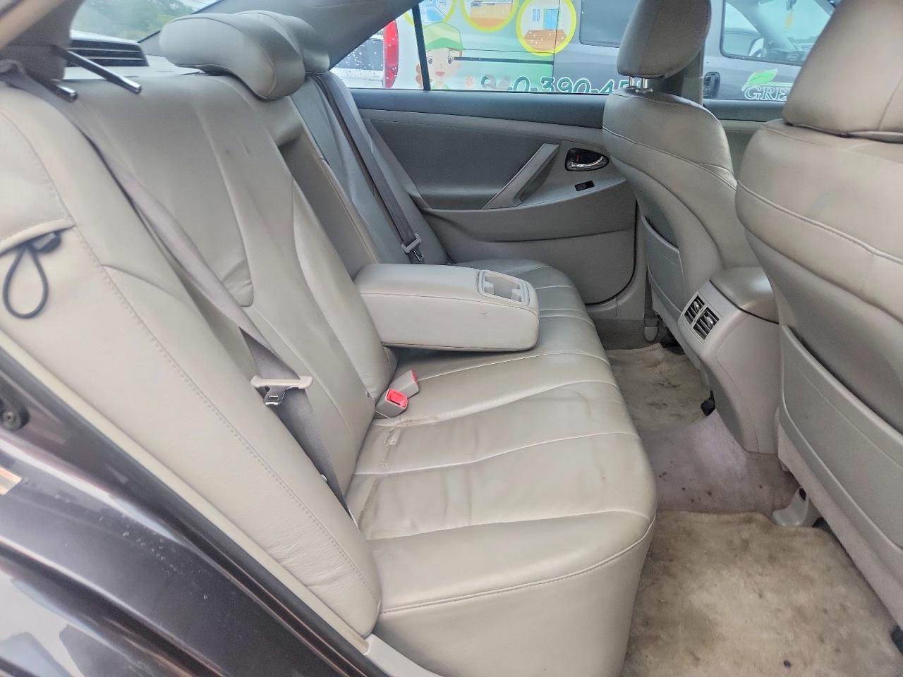 Toyota Camry Hybrid