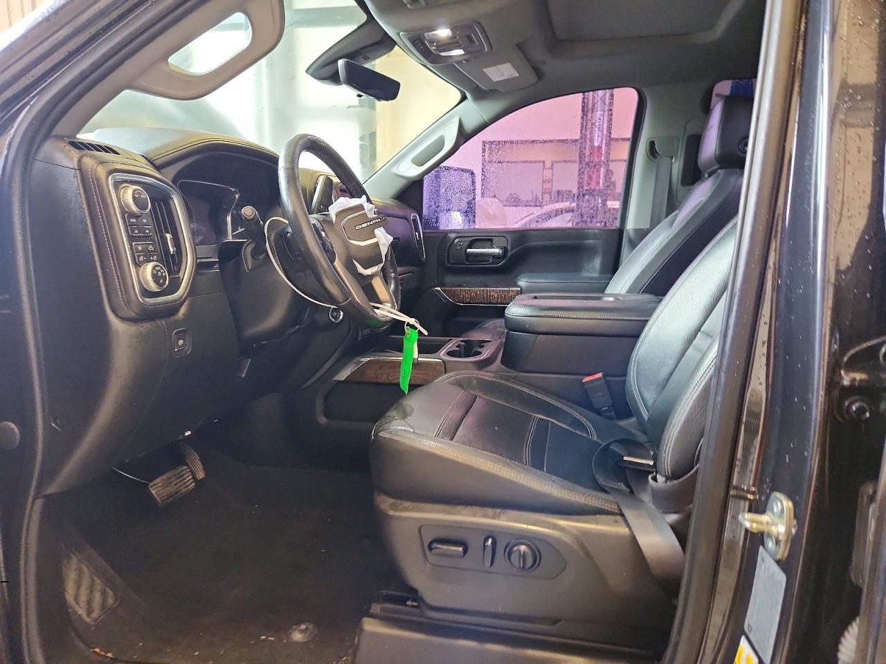 GMC Sierra K2500 Denali