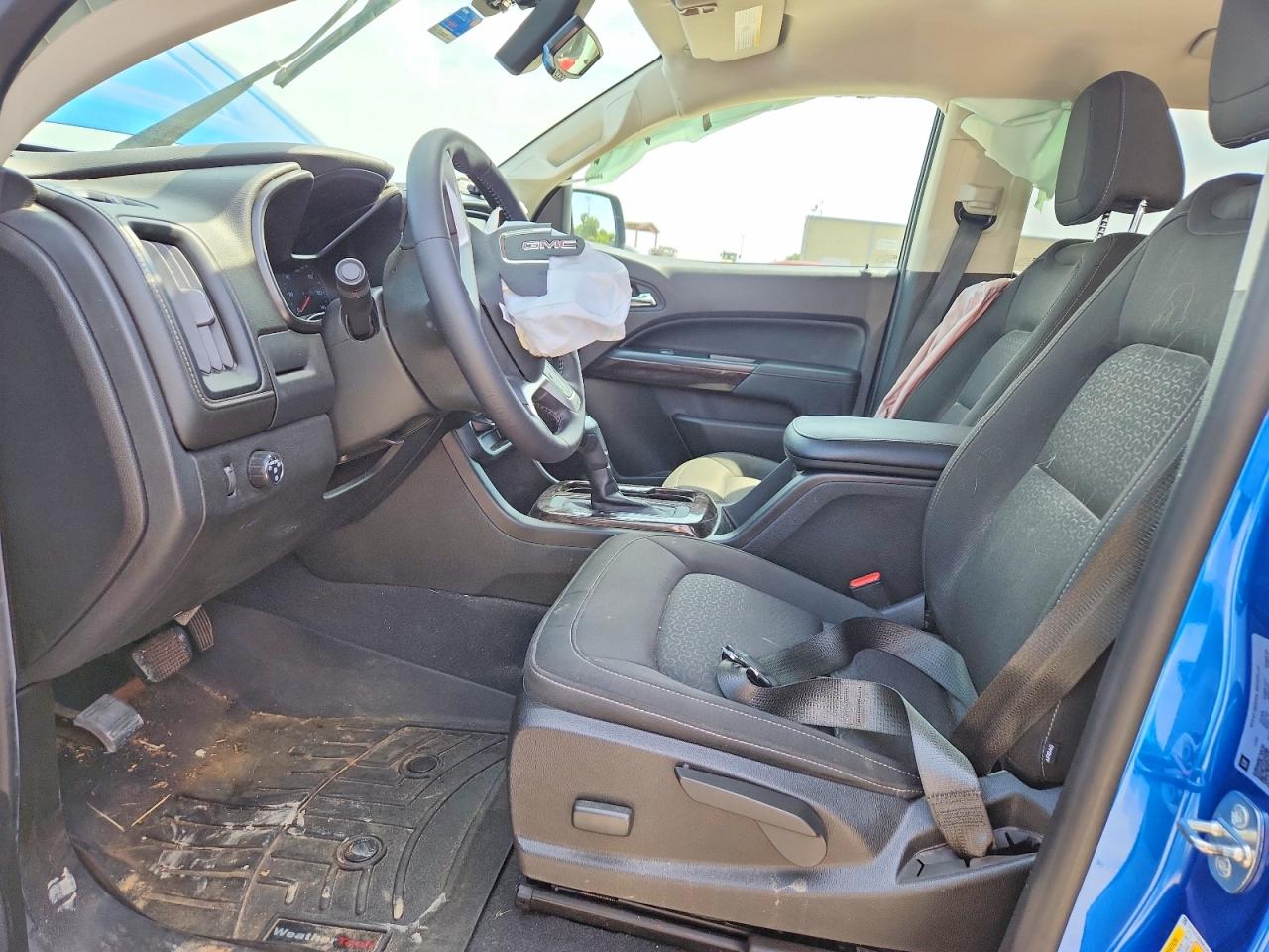 GMC Canyon Elevation