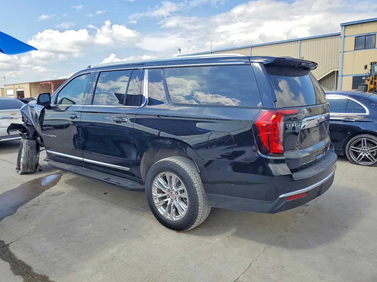 GMC Yukon C1500 Slt