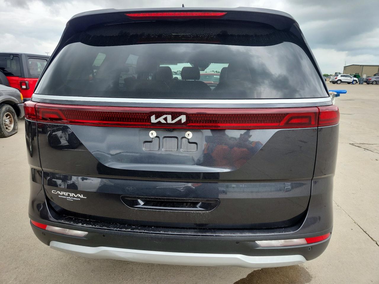 Kia Carnival Lx