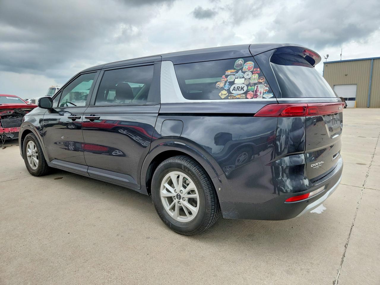 Kia Carnival Lx