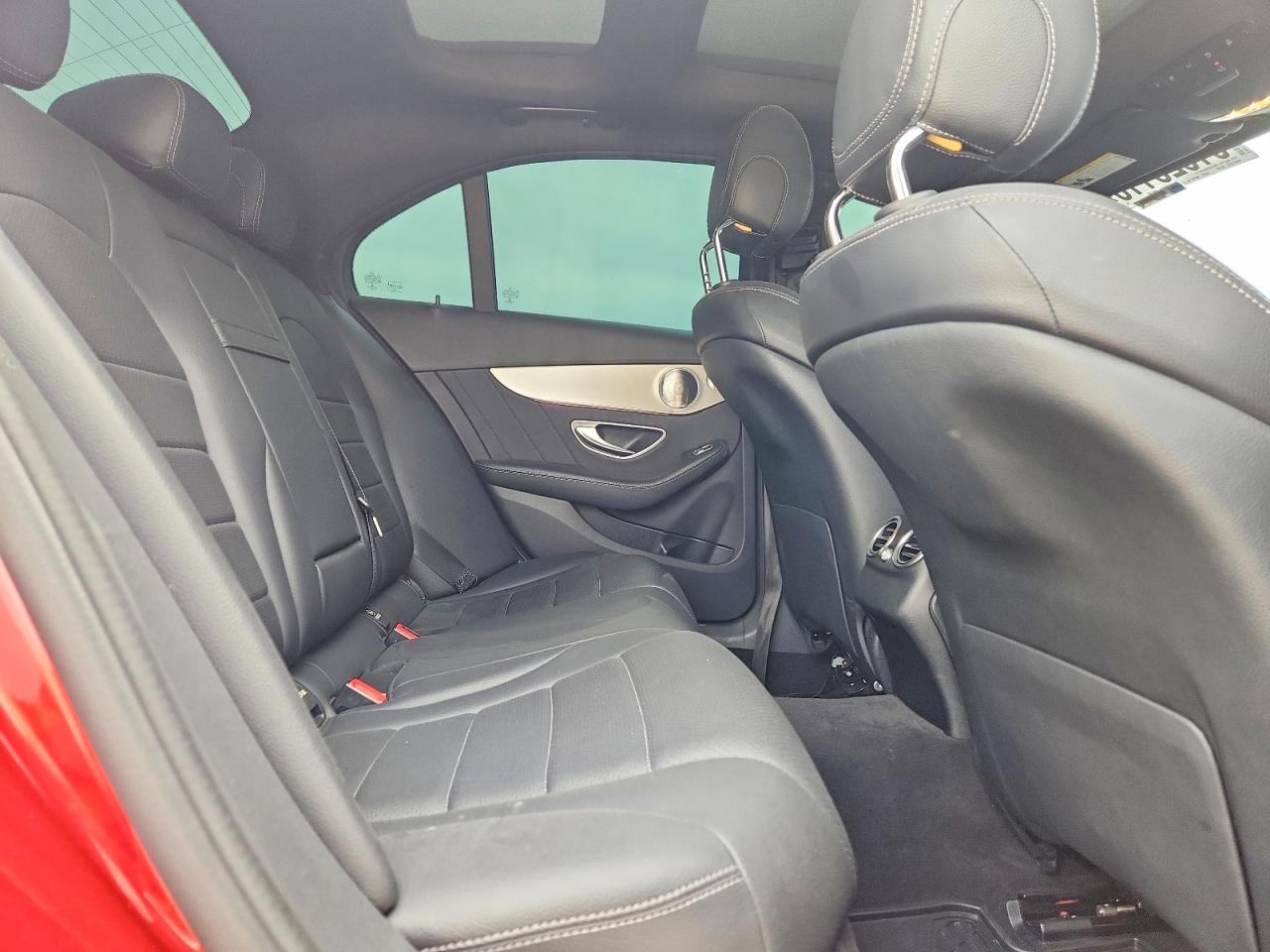 Mercedes-Benz C-Class 300