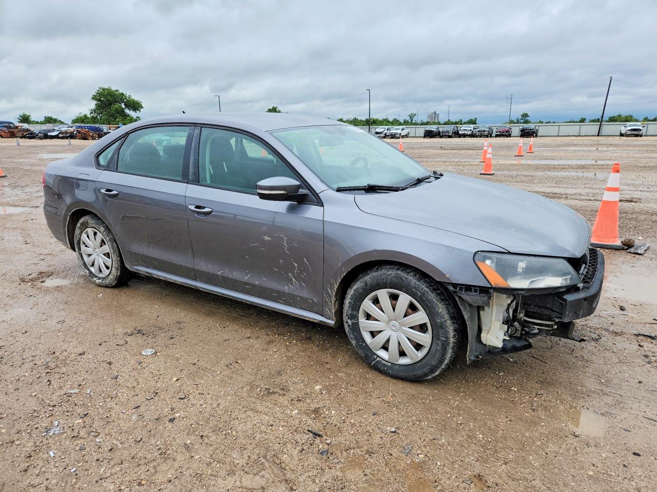 Volkswagen Passat S