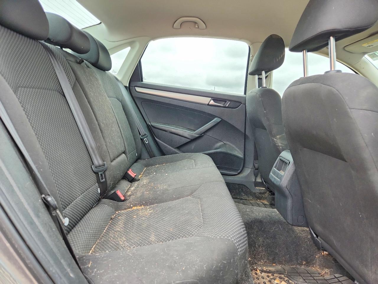 Volkswagen Passat S