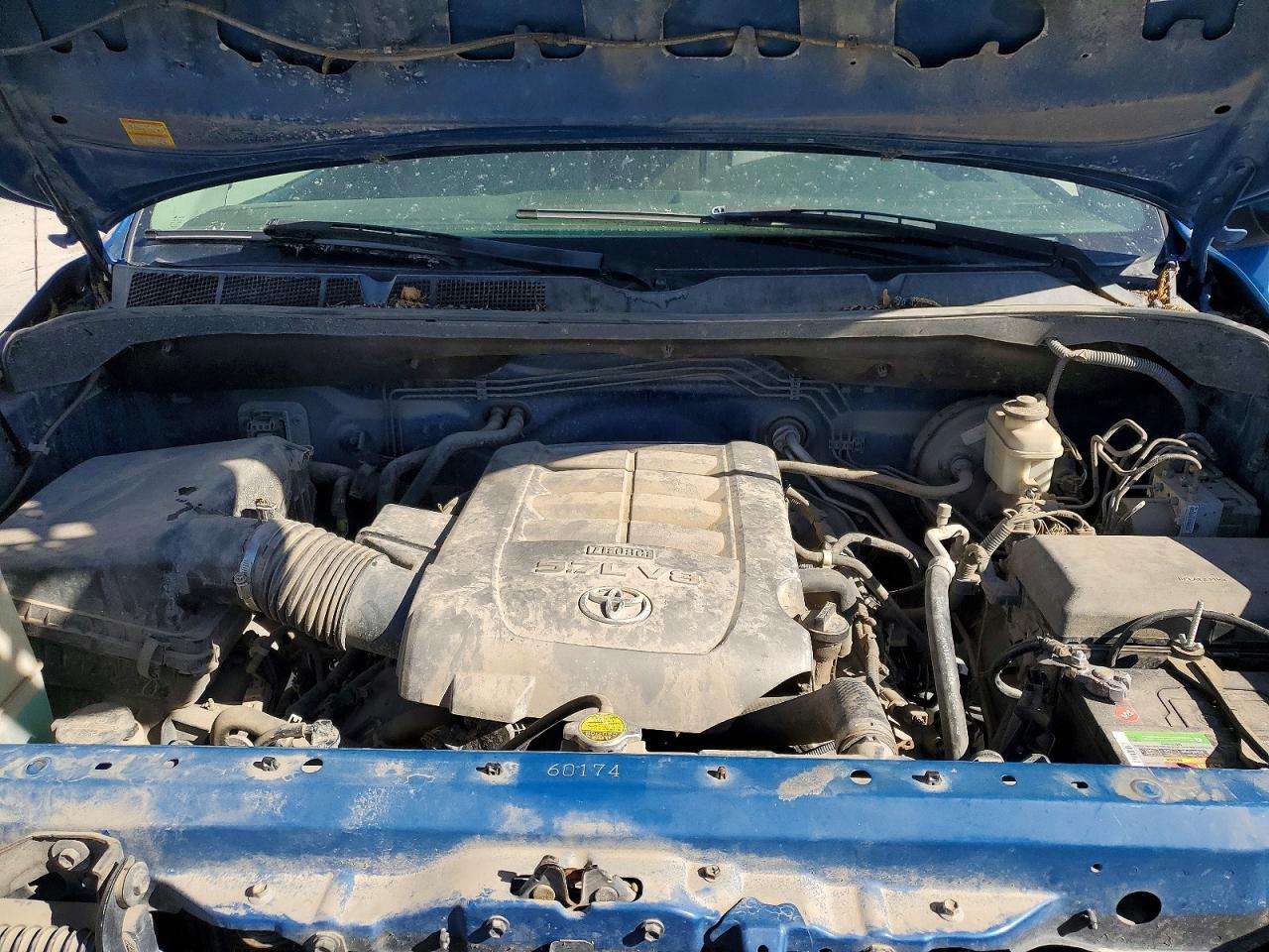 Toyota Tundra Crewmax Sr5