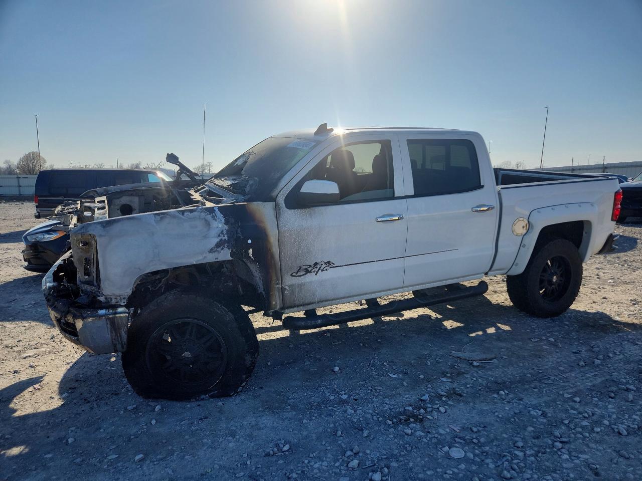 Salvage Chevrolet Silverado Image