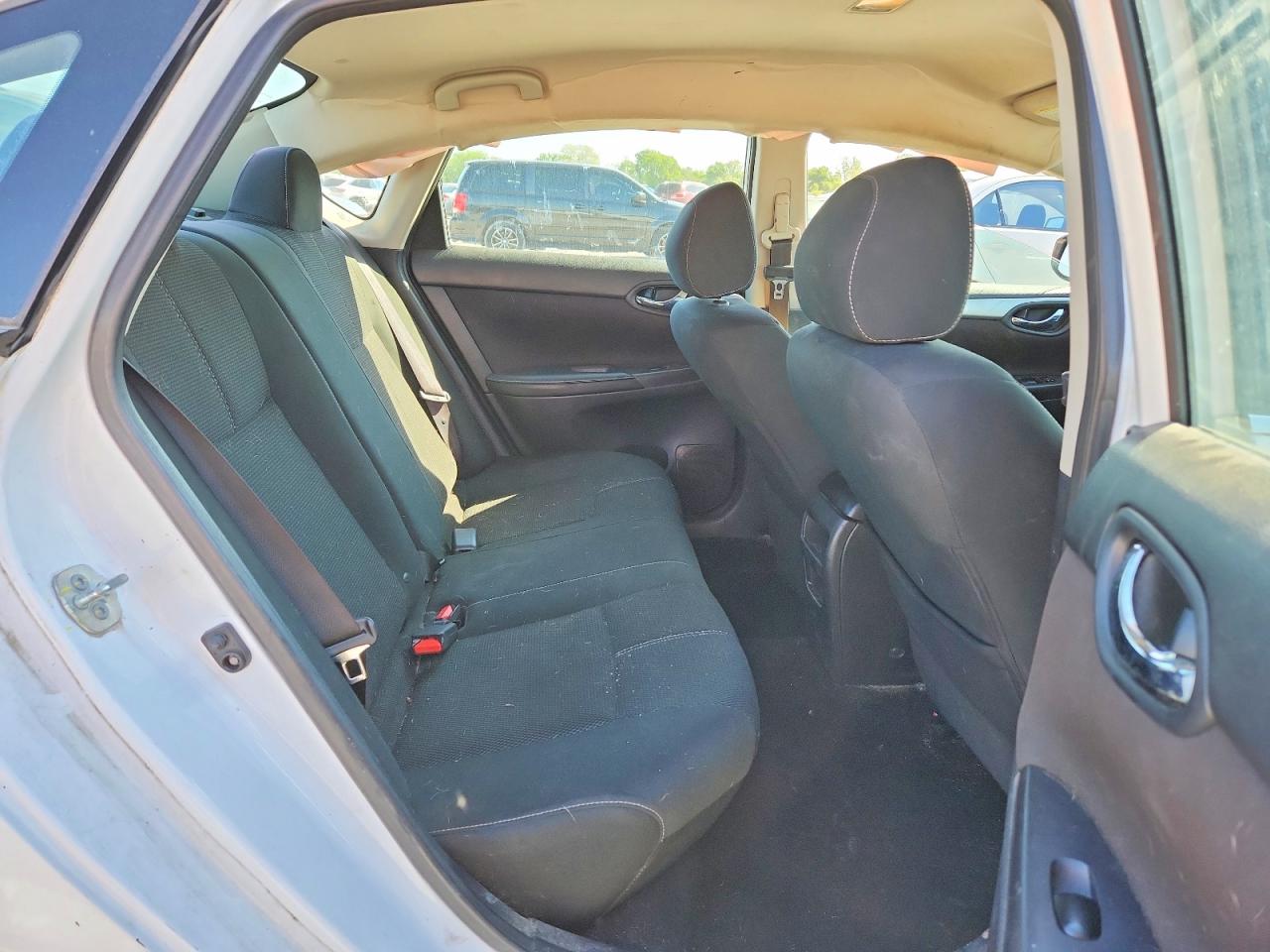 Nissan Sentra S