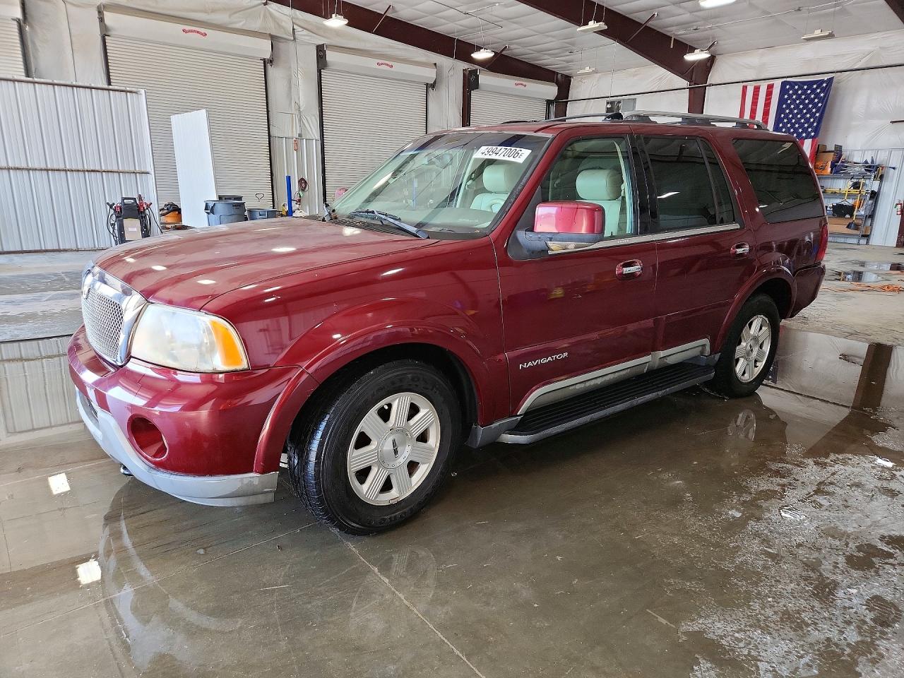 Salvage Lincoln Navigator Image