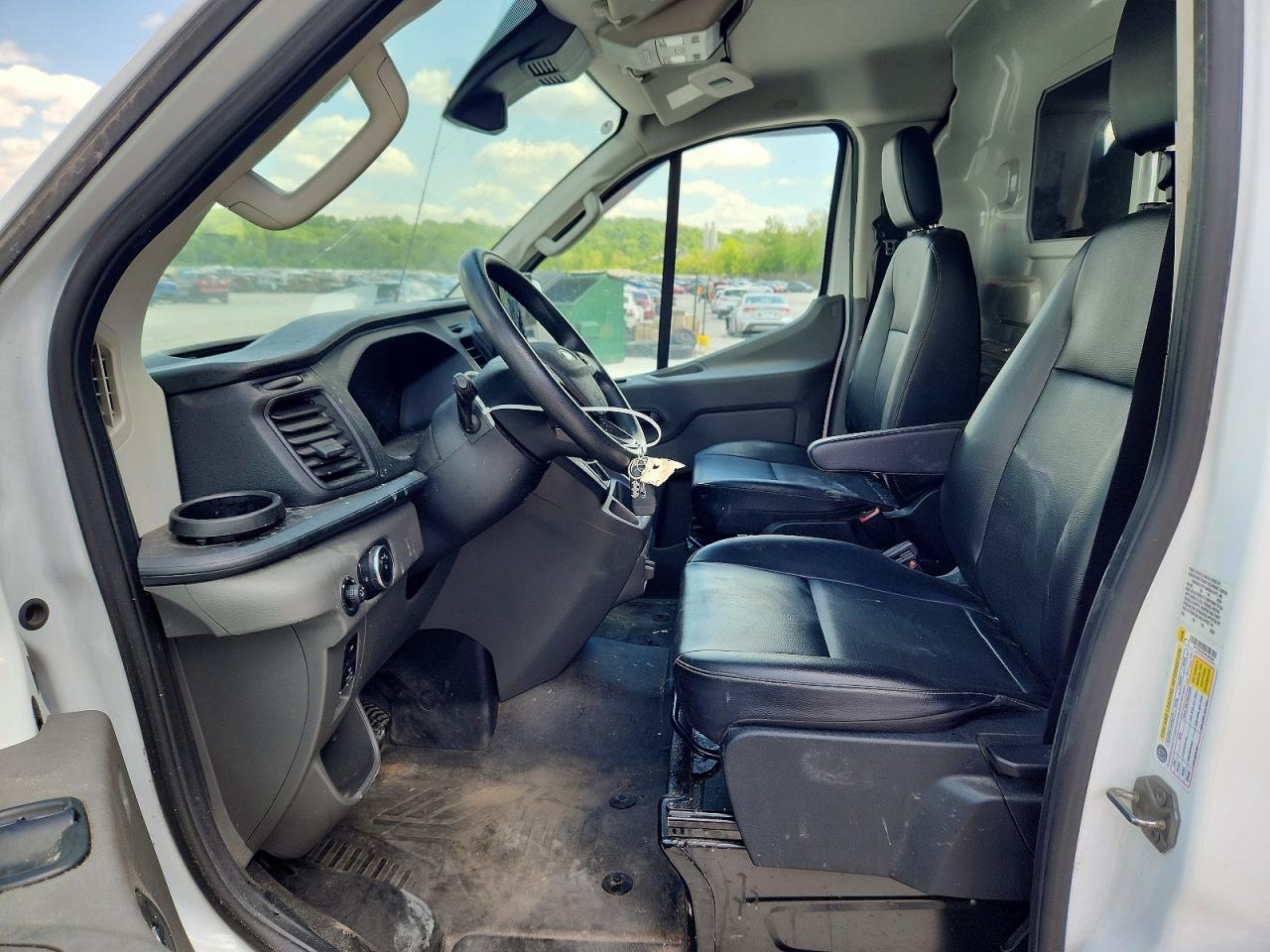 Ford Transit T-150