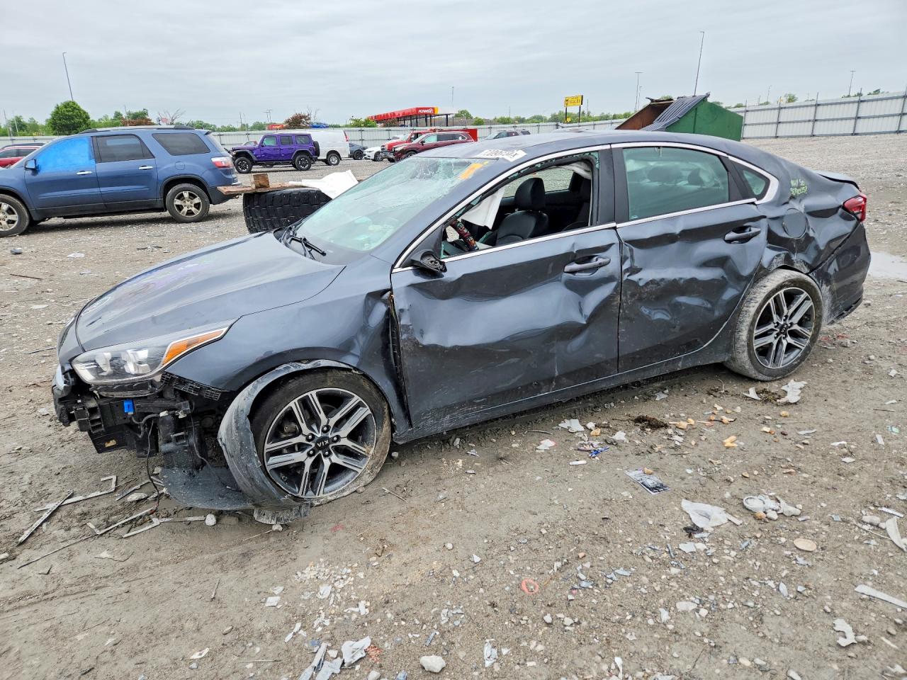 Salvage Kia Forte Image