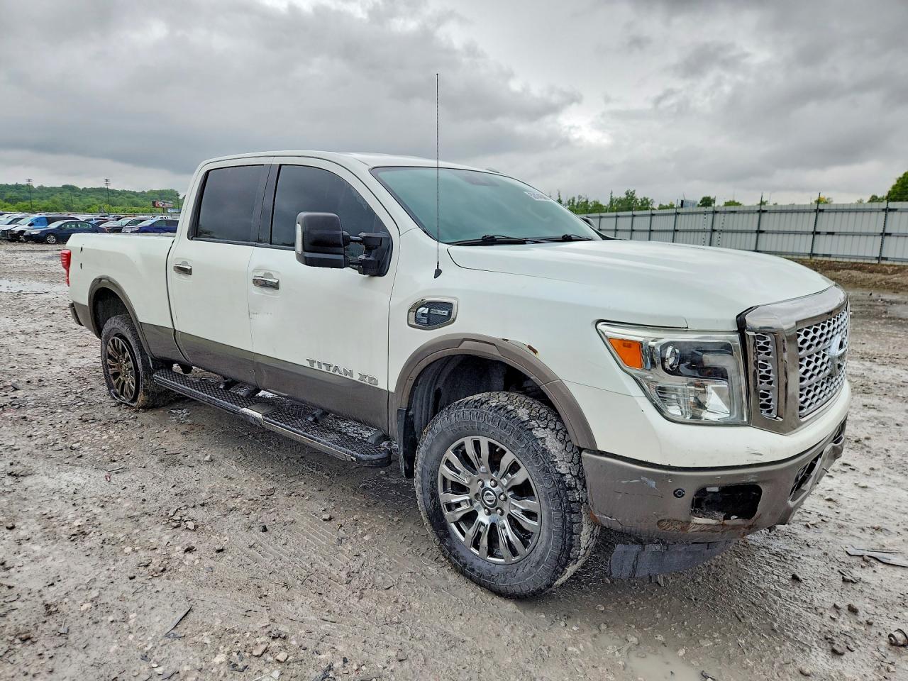 Nissan Titan Platinum Reserve