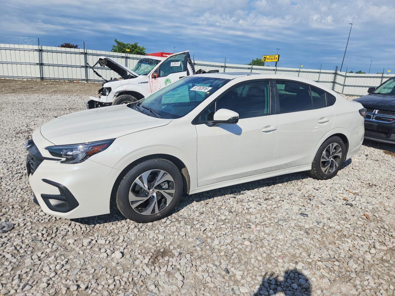 Salvage Subaru Legacy Image