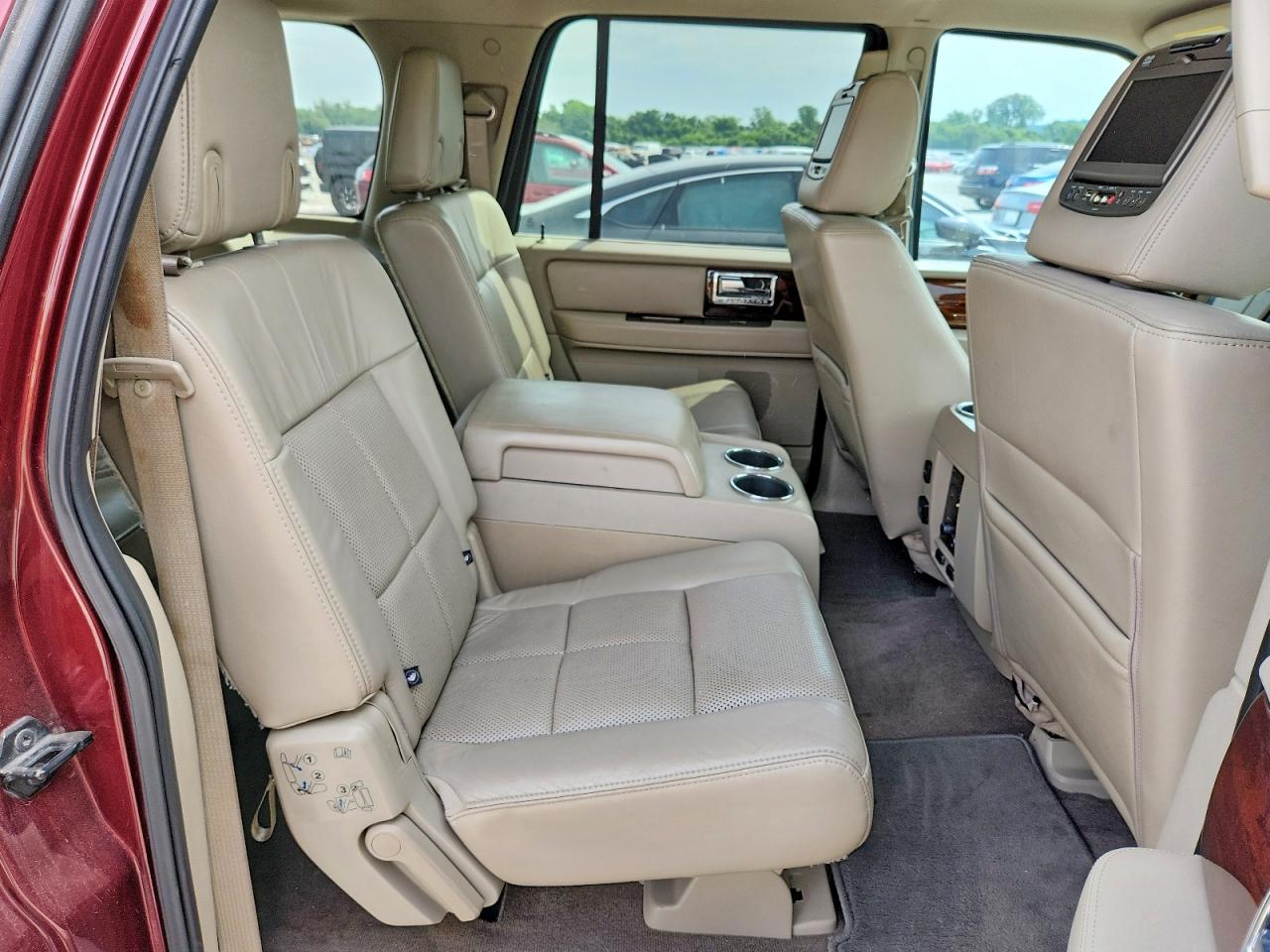 Lincoln Navigator L