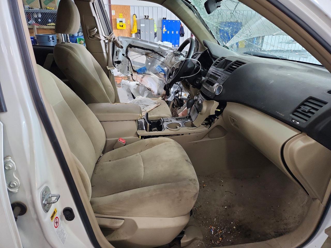 Toyota Highlander Base