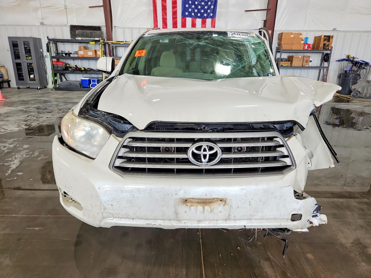 Toyota Highlander Base