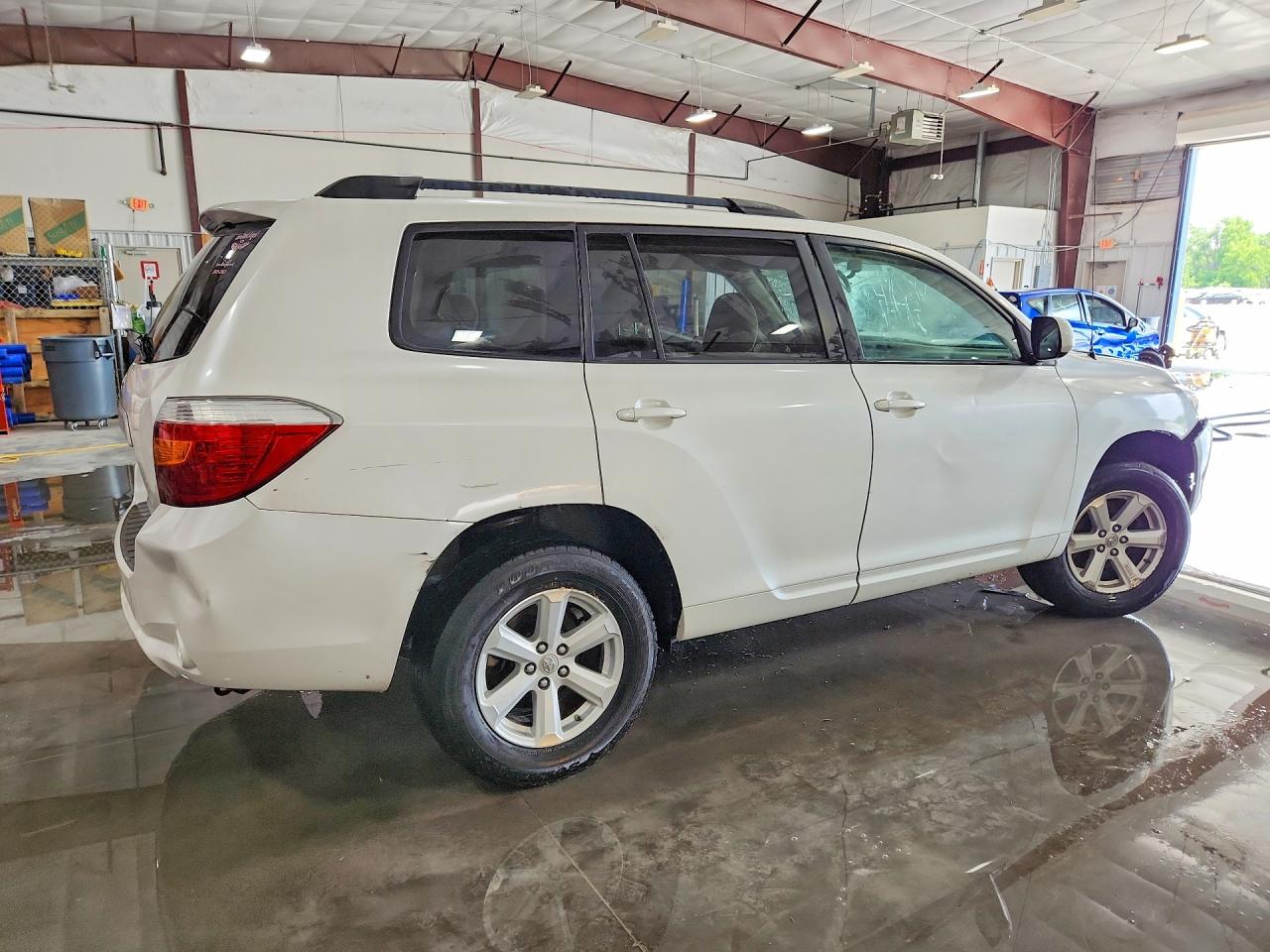 Toyota Highlander Base
