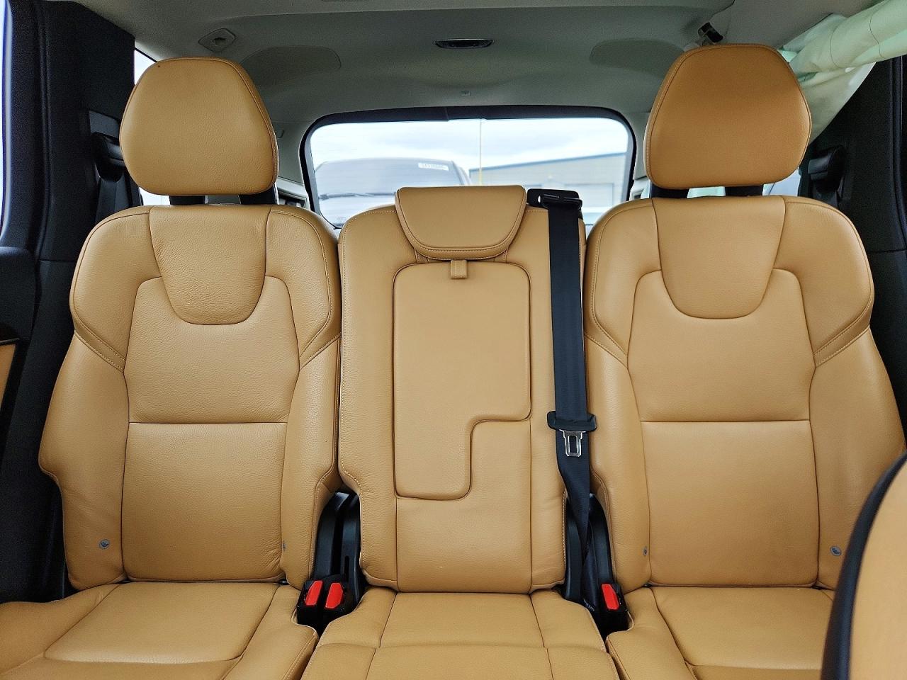 Volvo XC90 T6