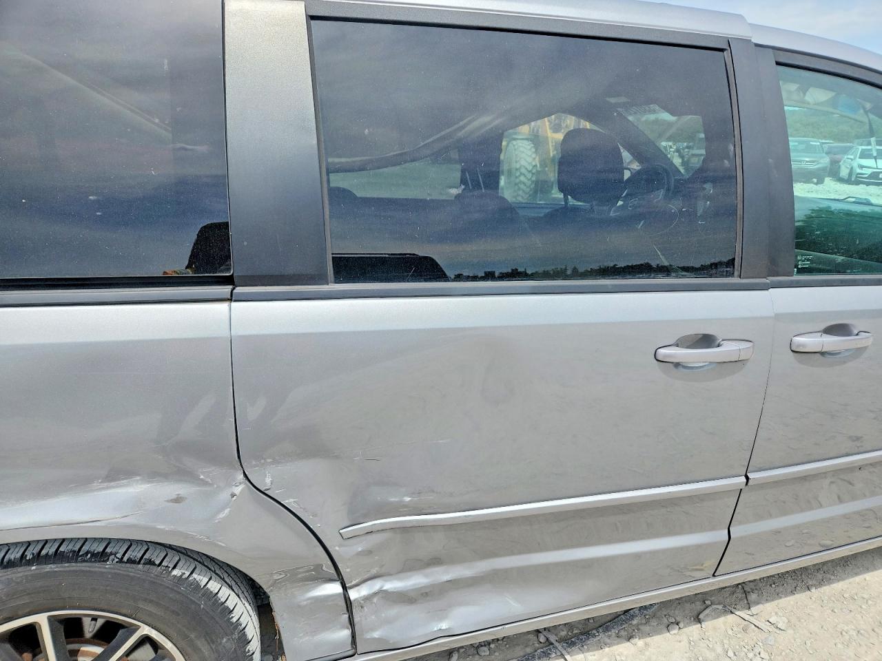 Dodge Caravan