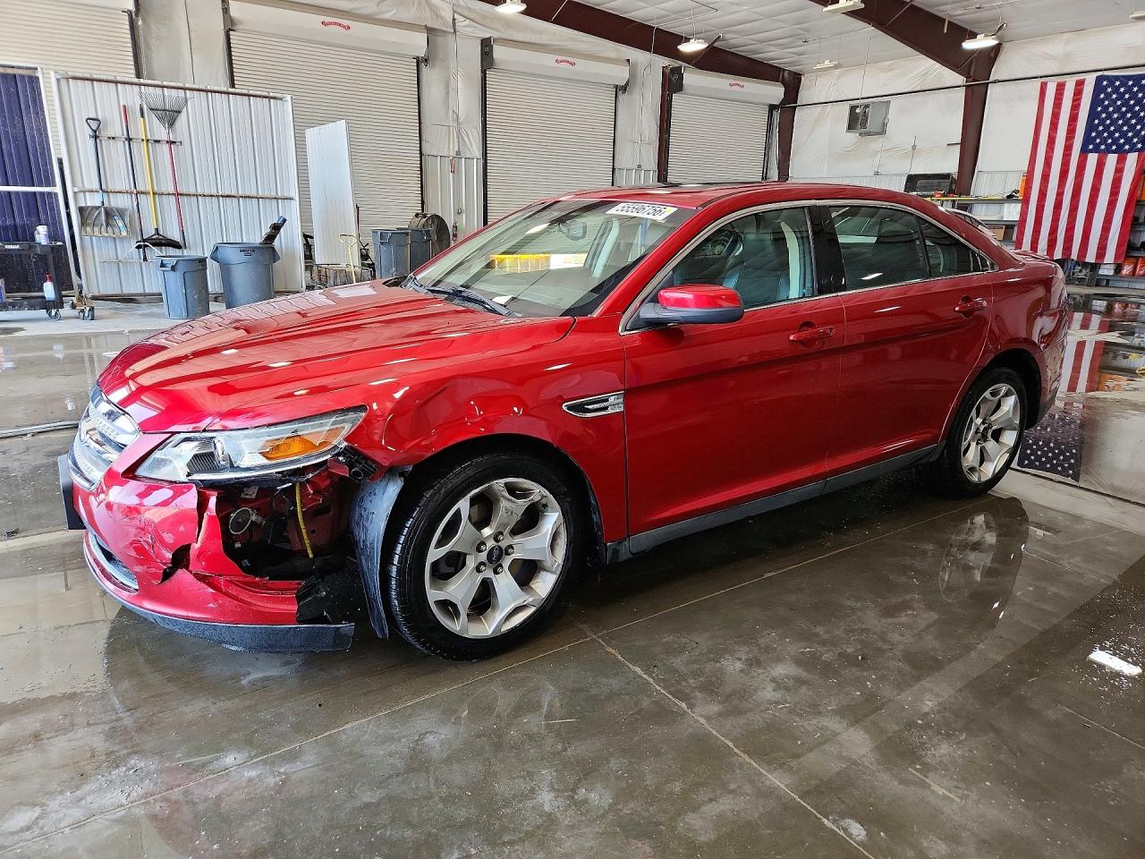 Salvage Ford Taurus Image