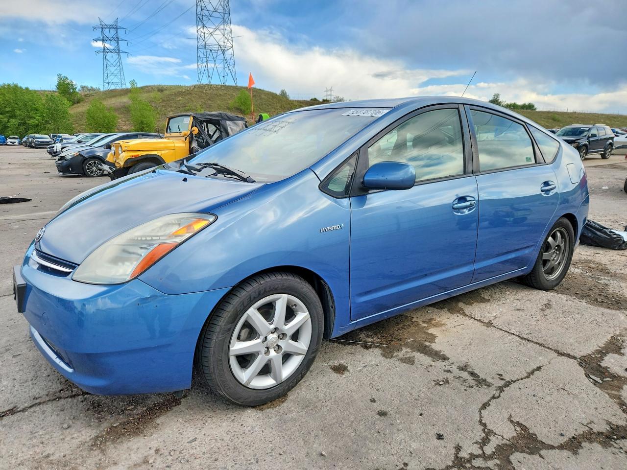Salvage Toyota Prius Image