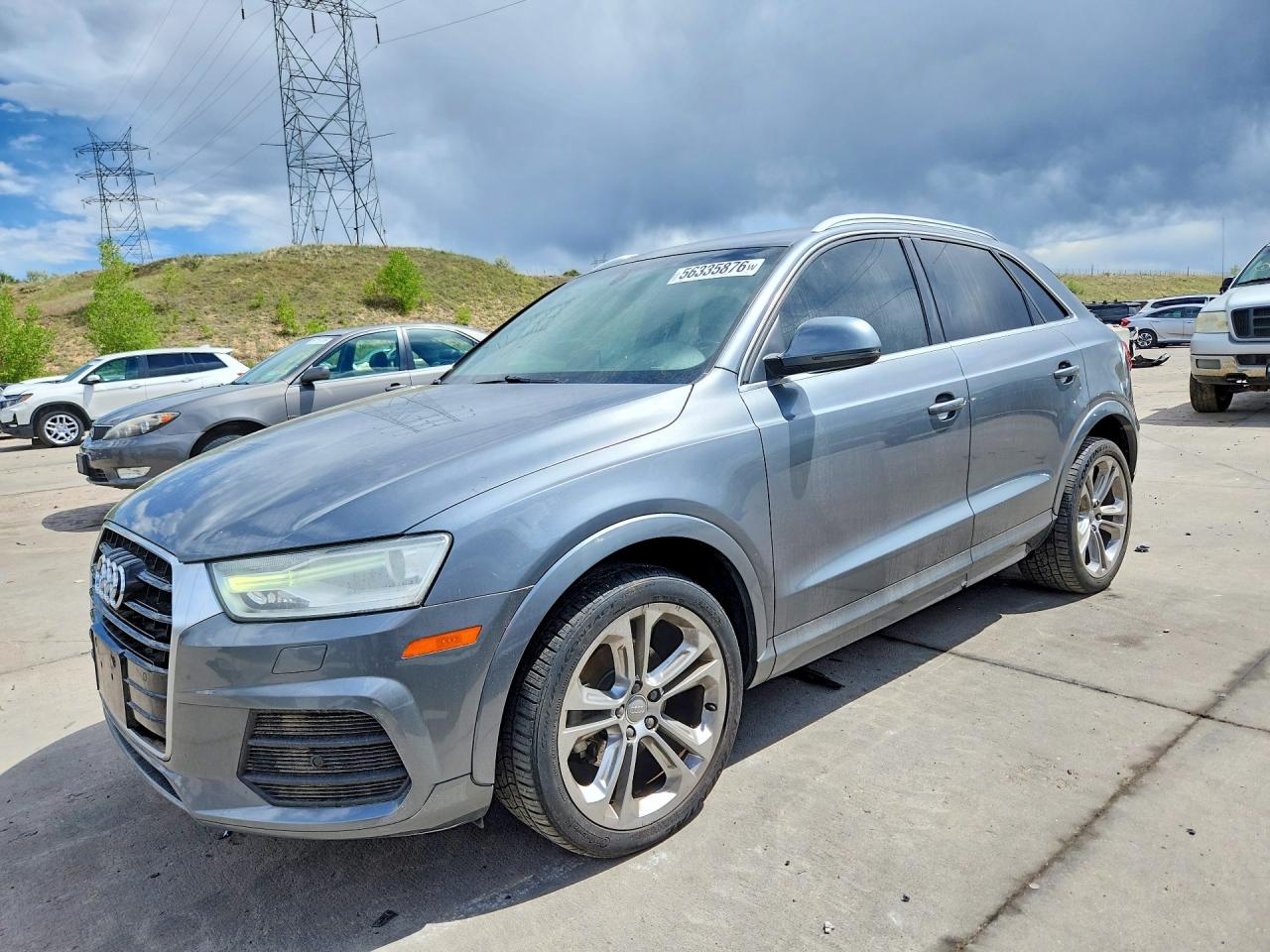 Salvage Audi Q3 Image