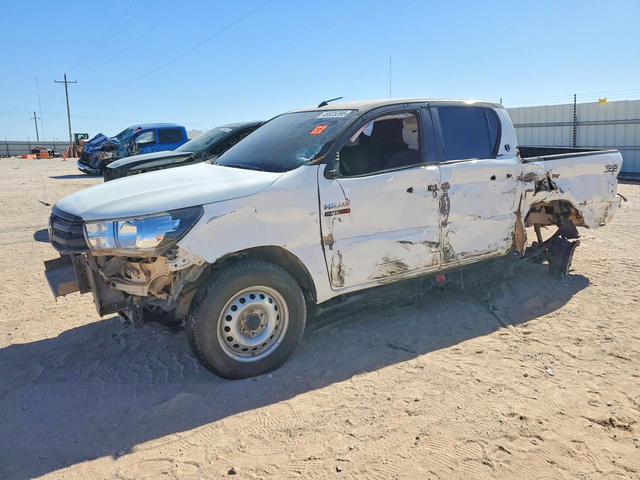 Salvage Toyota Hilux Image