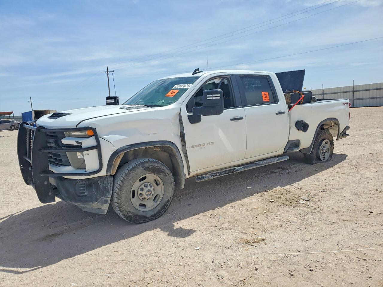 Salvage Chevrolet Silverado Image